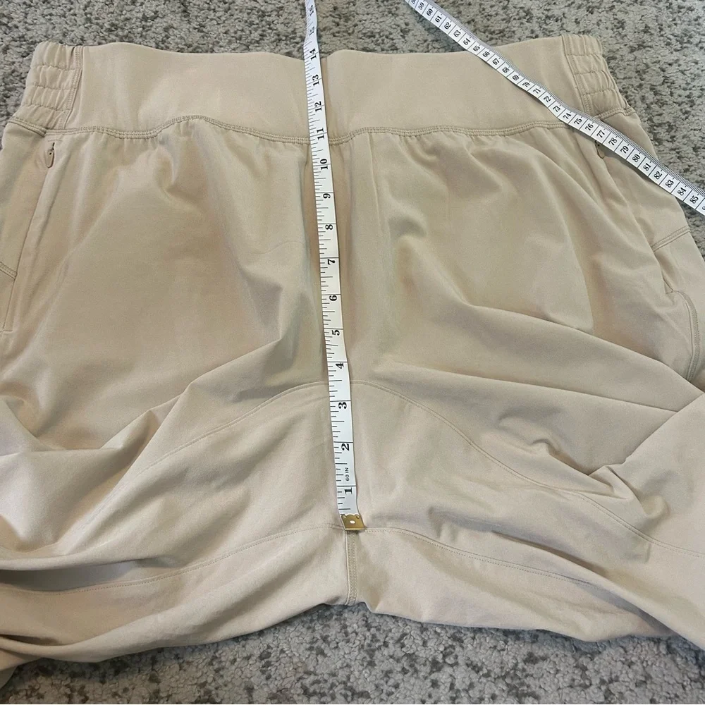 Lululemon Trench Beige Sun Setter High Rise Full Length Joggers Size 12